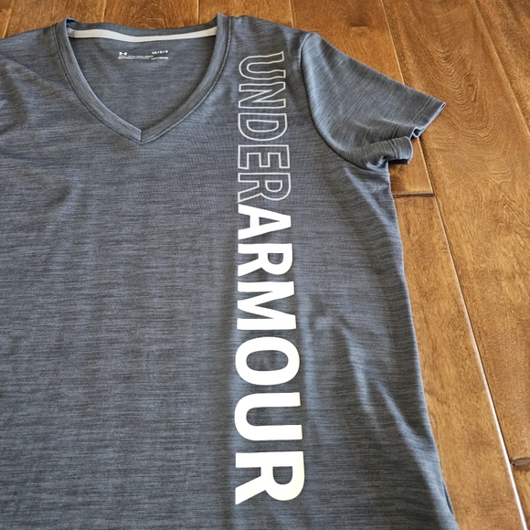 NWOT: Under Armour heatgear tee size L - Picture 12 of 13